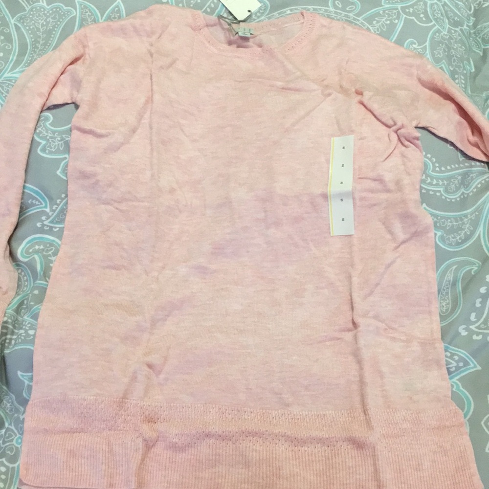 Knitted women’s shirt